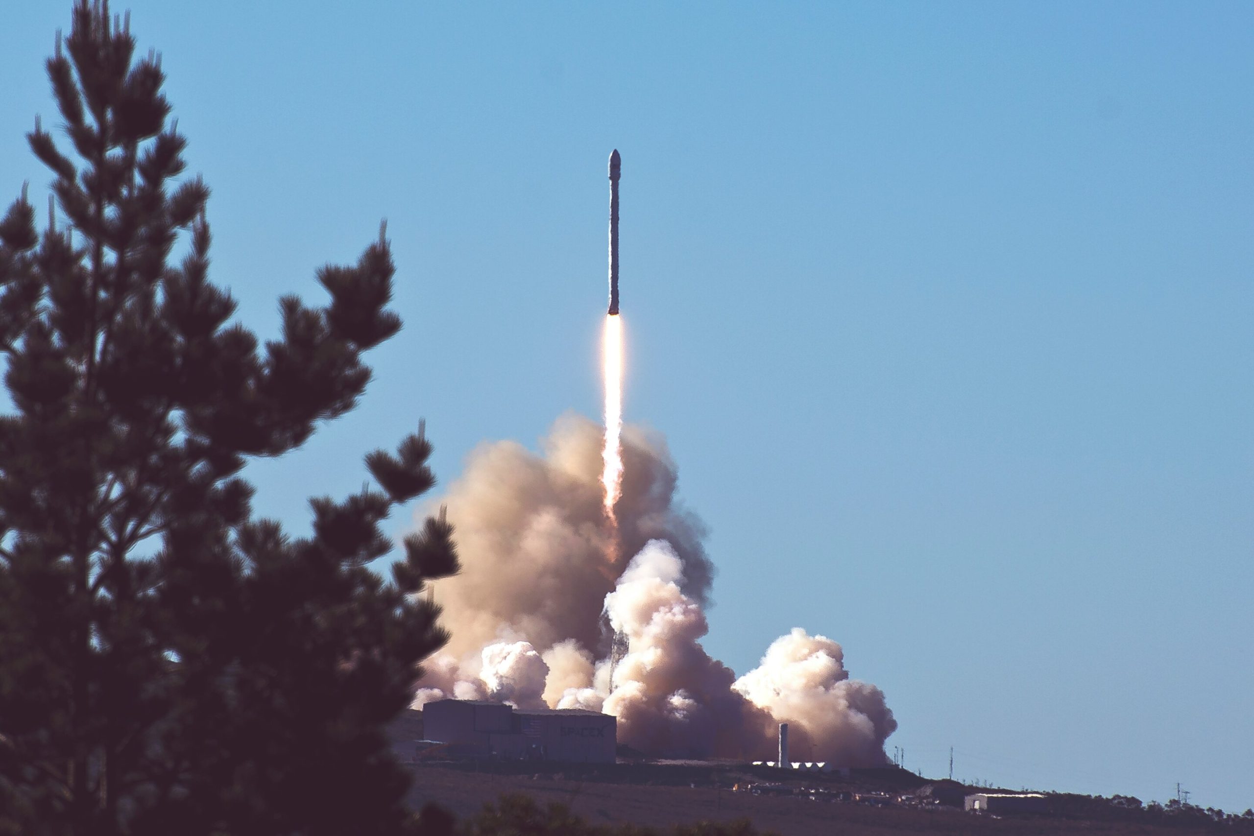 SpaceX hits 99th launch this year