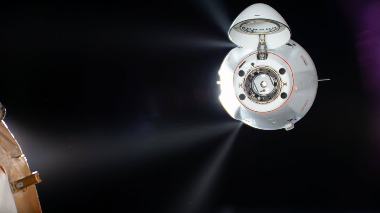 Watch 31st SpaceX Dragon cargo capsule arrive at the ISS today