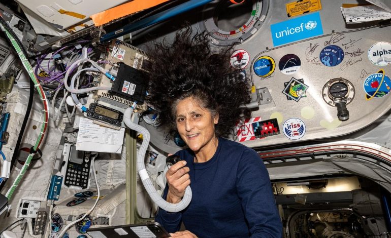 NASA Astronaut Suni Williams should not have to talk about her weight to address tabloid speculation.